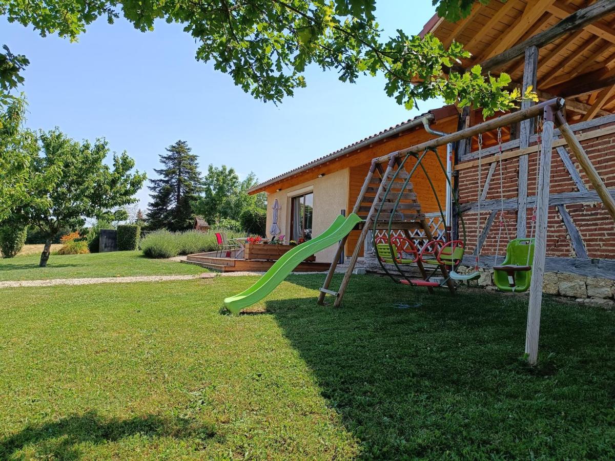 Studio Avec Terrasse Au Calme Jayat Esterno foto